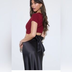 🆕🤍BURGUNDY BACK TIE TOP